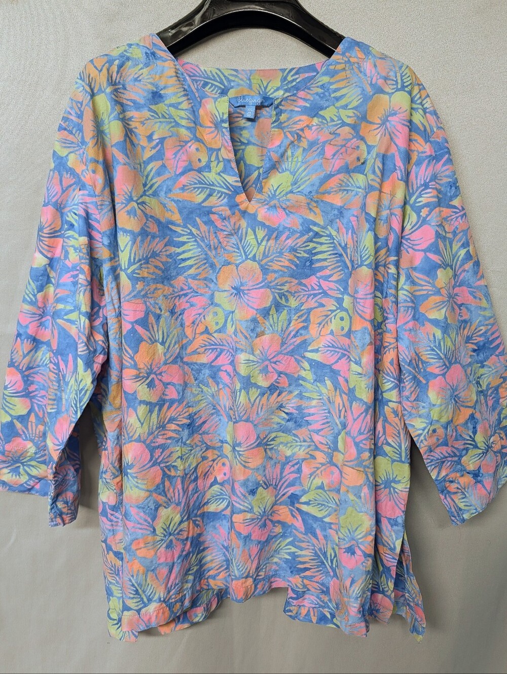 Blue Ginger Tropical Print V-Neck Tunic